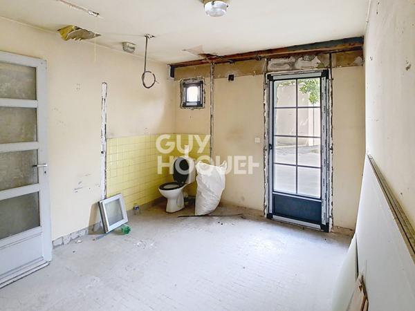 Local d'activité Crepy En Valois 1 pièce(s) 53.30 m2