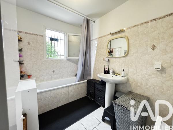 Maison à vendre 4 pièces 77 m² Montans