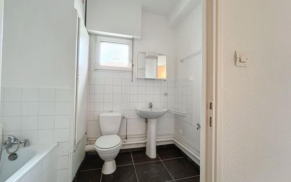 Appartement à louer    1 pièce •  Saint-Louis