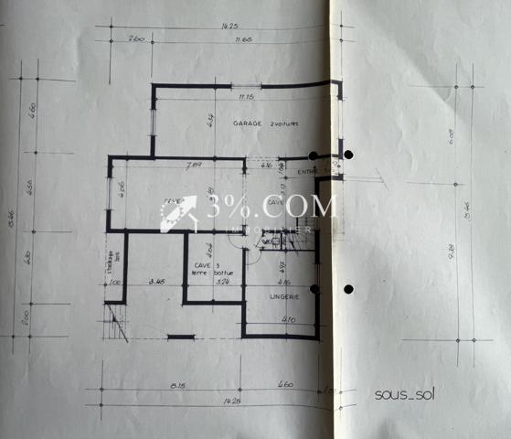Maison
                                                                                                                                                                                                                                                                                                                        6 pièce(s)                                                                                                                                                                                                          3 chambre(s)                                                                                                                                                                                                          160  m²