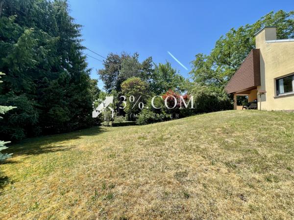 Maison
                                                                                                                                                                                                                                                                                                                        6 pièce(s)                                                                                                                                                                                                          3 chambre(s)                                                                                                                                                                                                          160  m²