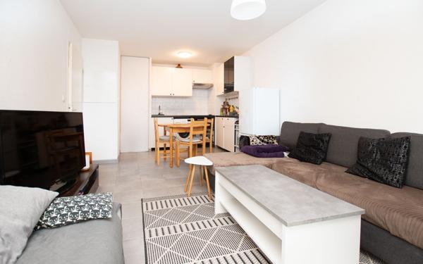 Appartement à vendre    2 pièces • 41,50 m2 Colomiers