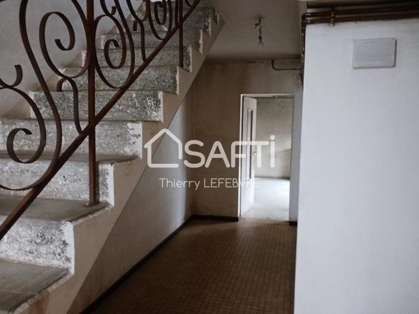 Belle maison avec grandes dépendances