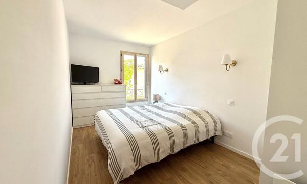 Appartement T4 à vendre  4 pièces - 81,01 m 2   LE ROURET  - 06