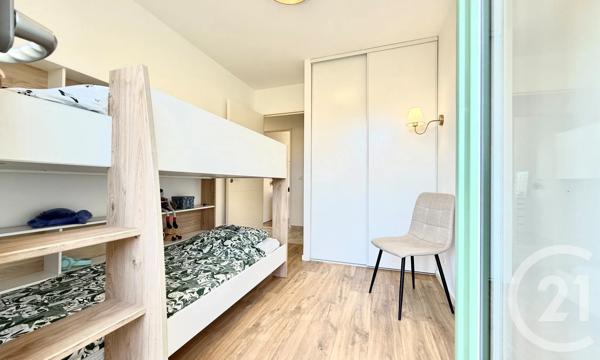 Appartement T4 à vendre  4 pièces - 81,01 m 2   LE ROURET  - 06