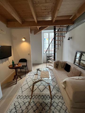 Studio meublé en centre ville de MARANS