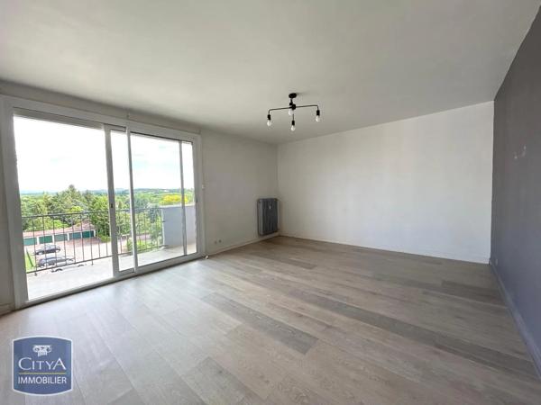 Appartement à louer 5 pièces 88m² Roanne (42300)