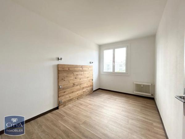 Appartement à louer 5 pièces 88m² Roanne (42300)