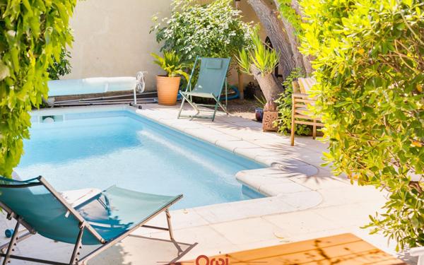 Maison à vendre    4 pièces •  Marseille 12