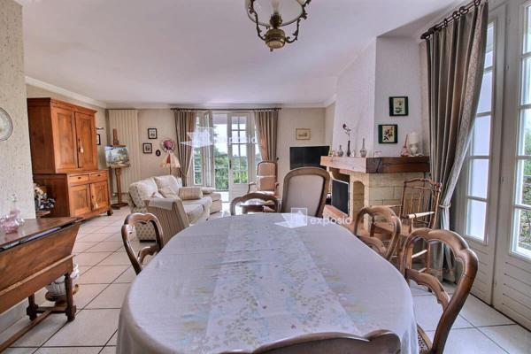 Maison familiale 240 m². Quartier SOUCHÉ .Impasse au calme