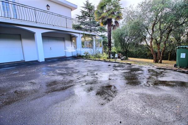 Maison familiale 240 m². Quartier SOUCHÉ .Impasse au calme