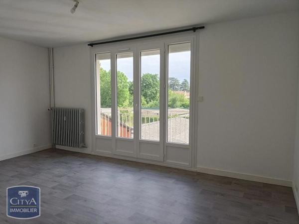 Appartement à louer 1 pièce 38.44m²
