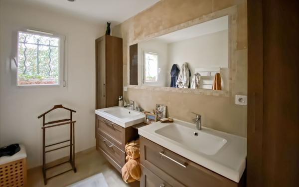 Maison à vendre    5 pièces •  Le Plan-de-la-Tour