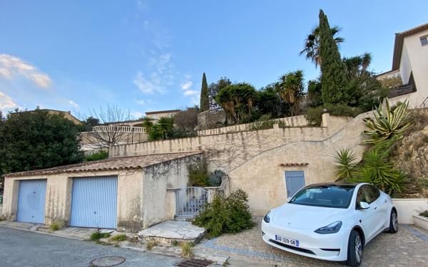 Maison à vendre    5 pièces •  Le Plan-de-la-Tour