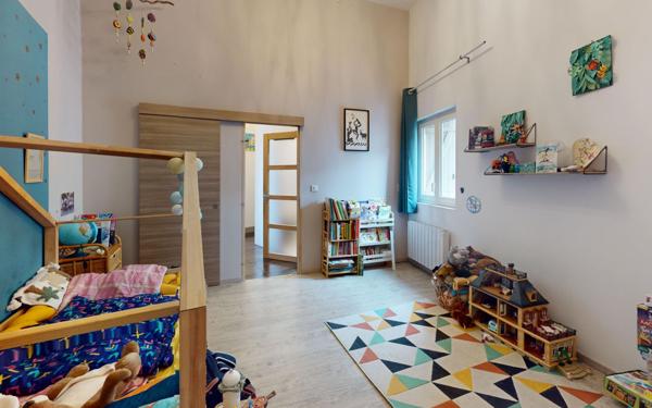Maison à vendre    4 pièces • 135 m2 Montélimar