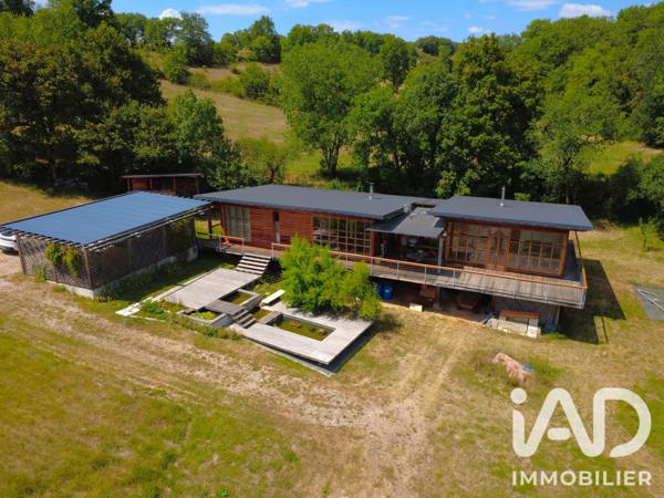 Maison à vendre 6 pièces 146 m² Camburat