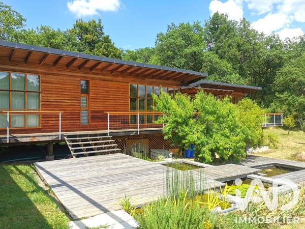 Maison à vendre 6 pièces 146 m² Camburat