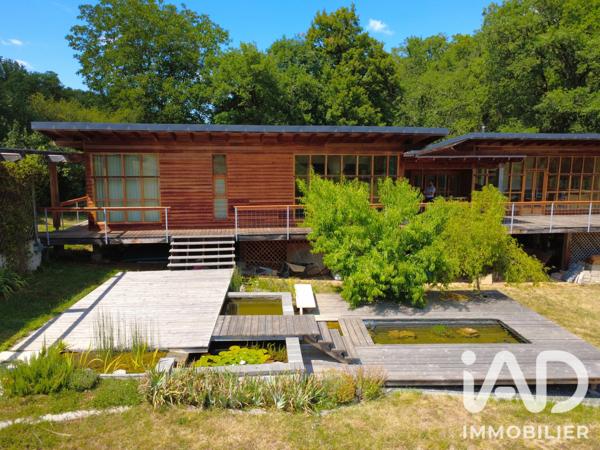 Maison à vendre 6 pièces 146 m² Camburat