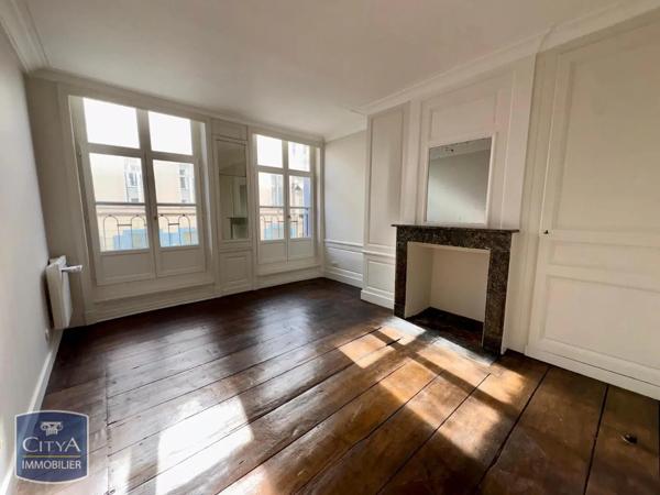 Appartement à louer 2 pièces 65m² Lille (59000)