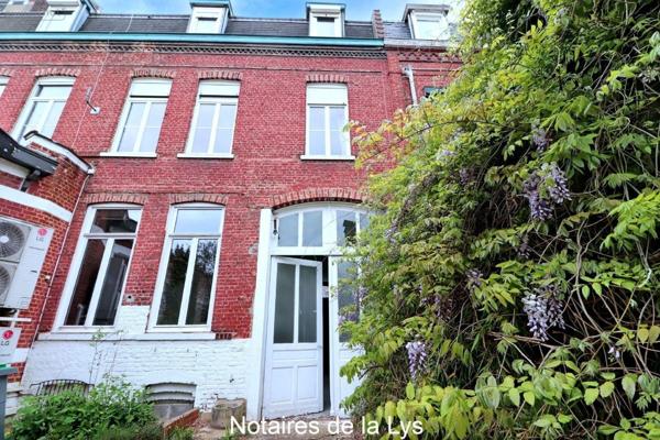 Maison de maître à vendre à Armentières dans le Nord (59280), ref : 1878   
centre ville