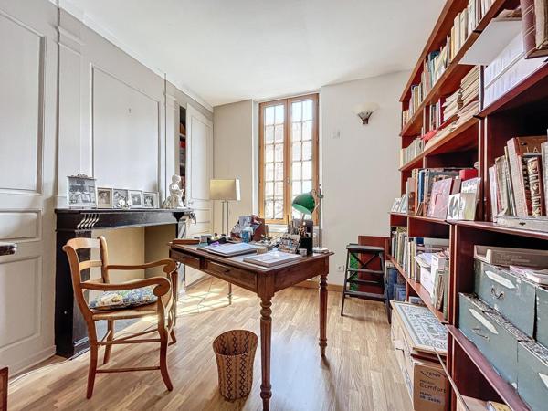 MAISON DE VILLE TRADITIONNELLE