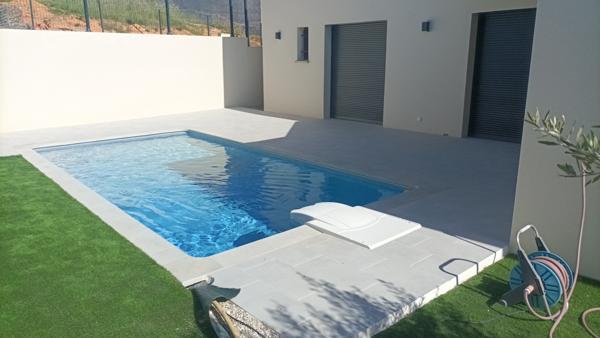 Narbonne (11100) villa neuve plain pied avec piscine