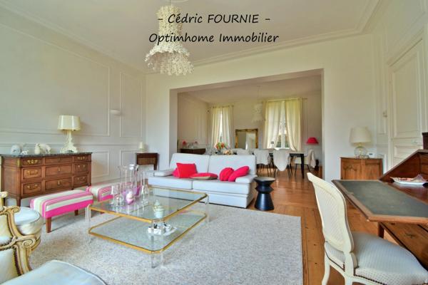 Maison de maître d’exception – Élégance, volumes et art de vivre à moins de 40 minutes de la métropole Lilloise.