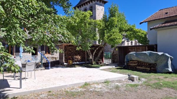 Vente / Maison à Lacapelle-Viescamp (15150)