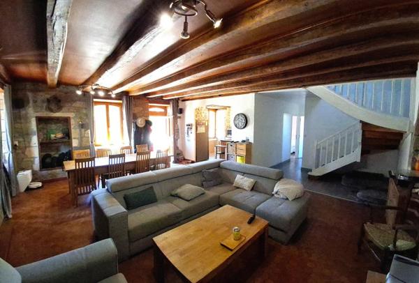 Vente / Maison à Lacapelle-Viescamp (15150)