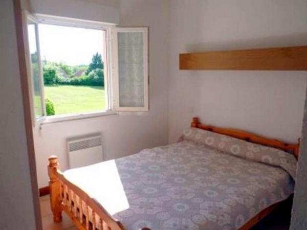 Village de vacances 15 pavillons avec bar et piscine