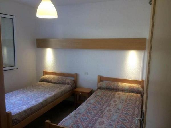 Village de vacances 15 pavillons avec bar et piscine