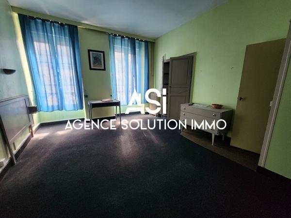 Immeuble - 600m² - Fresnay sur Sarthe