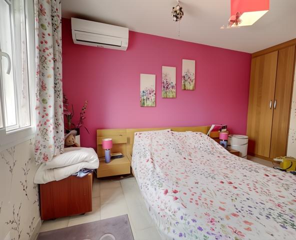 Vidauban (83550) Villa de plain-pied avec studio indépendant, piscine et vue panoramique