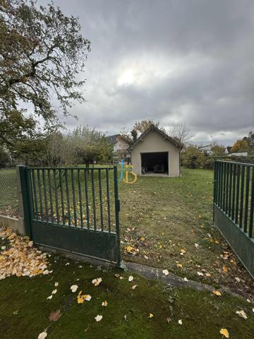 Saint-Doulchard (18230) À VENDRE – TERRAIN CONSTRUCTIBLE SAINT-DOULCHARD