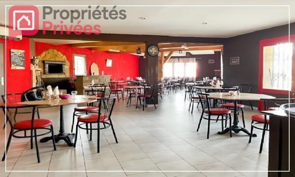 MANDAT EXCLUSIF - ENSEMBLE IMMOBILIER MIXTE À FORT POTENTIEL - ARLES NORD