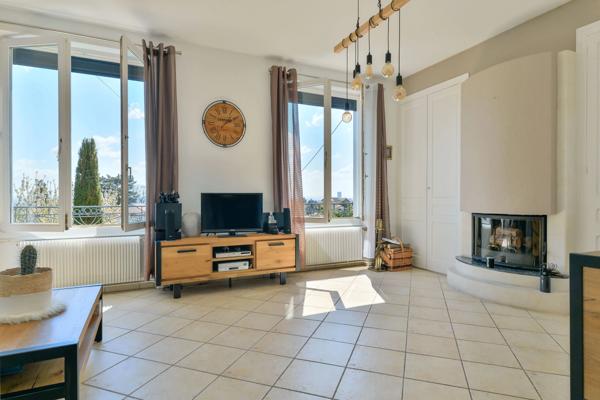 Caluire-et-Cuire – Crépieux - Maison familiale - Terrain de 958 m² - 3 Chambres (4 chambres possible)