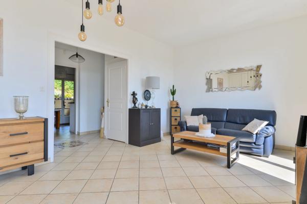 Caluire-et-Cuire – Crépieux - Maison familiale - Terrain de 958 m² - 3 Chambres (4 chambres possible)