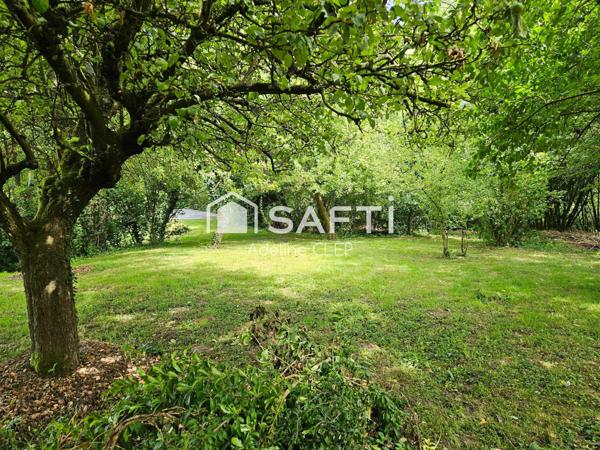 TERRAIN CONSTRUCTIBLE 1325M2