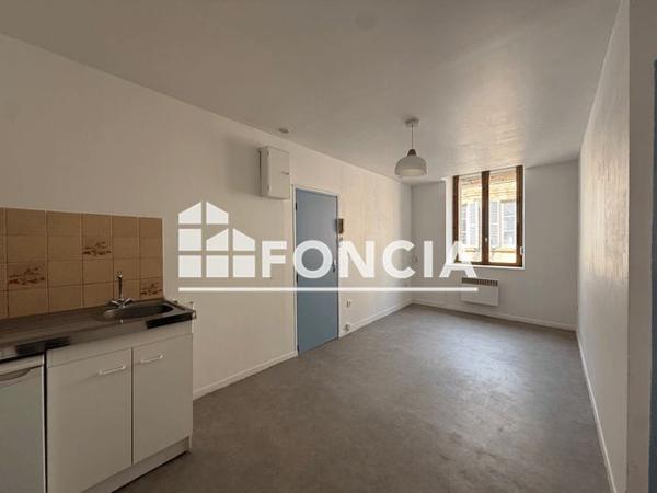 Location Appartement 2 pièces 27.48 m² - 9 RUE BOURBON Charleville-mezieres 08000