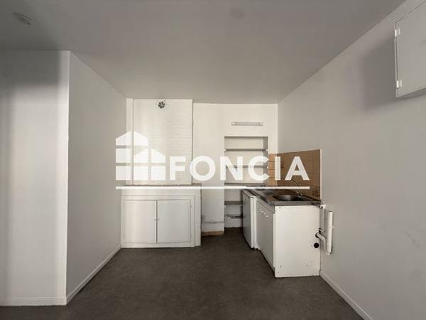 Location Appartement 2 pièces 27.48 m² - 9 RUE BOURBON Charleville-mezieres 08000