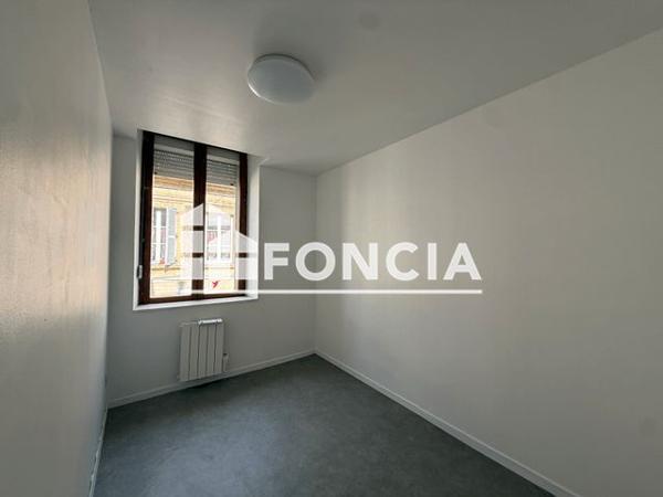 Location Appartement 2 pièces 27.48 m² - 9 RUE BOURBON Charleville-mezieres 08000