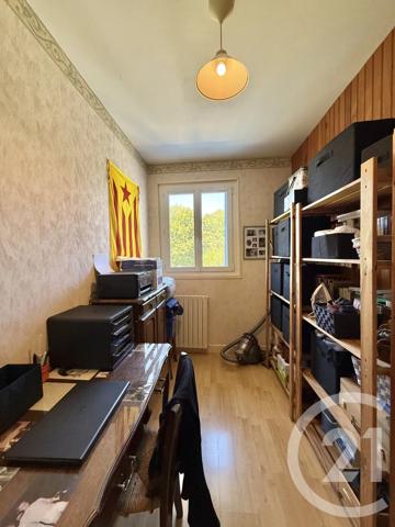 Maison à vendre  4 pièces - 92,24 m 2   YZEURE  - 03