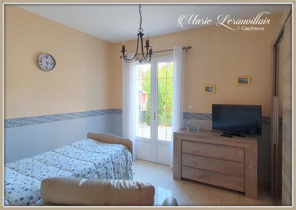 Maison à vendre 7 pièces SAINTE SAVINE (10)