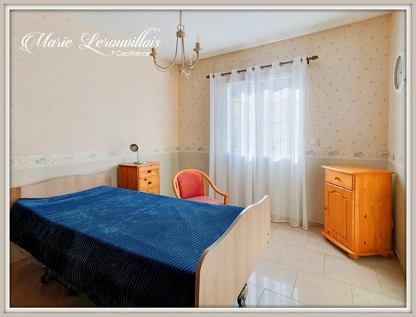 Maison à vendre 7 pièces SAINTE SAVINE (10)