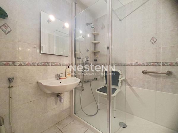 VALLAURIS - 3P - 60m² - CENTRE VILLE - CAVE- TRAVAUX