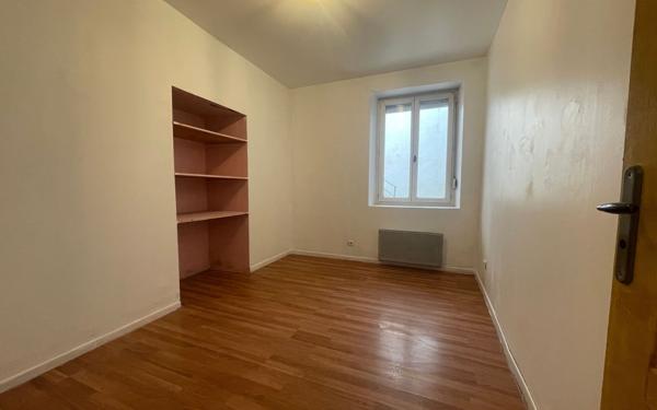 Appartement à louer    4 pièces •  Rive-de-Gier