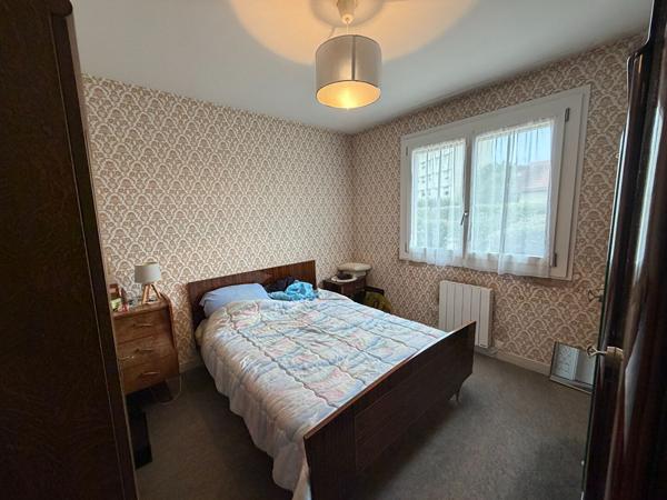 Maison plain pied PERONNAS sur 644 m² de terrain