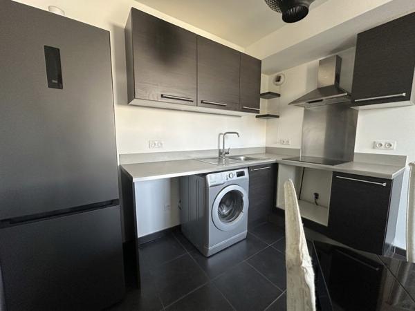 Apparement 2 pièces avec terrasse - Echirolles - rue Géo Charles - 65 m²