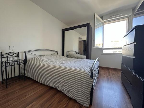 Apparement 2 pièces avec terrasse - Echirolles - rue Géo Charles - 65 m²