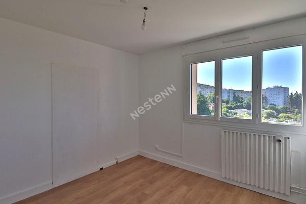 Appartement T5 - Lumineux et bien agencé - Francheville Le Bas - proche commodités